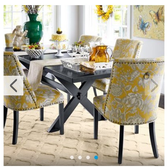 Meet your Posher, Dorcas - Picture 1 of 1